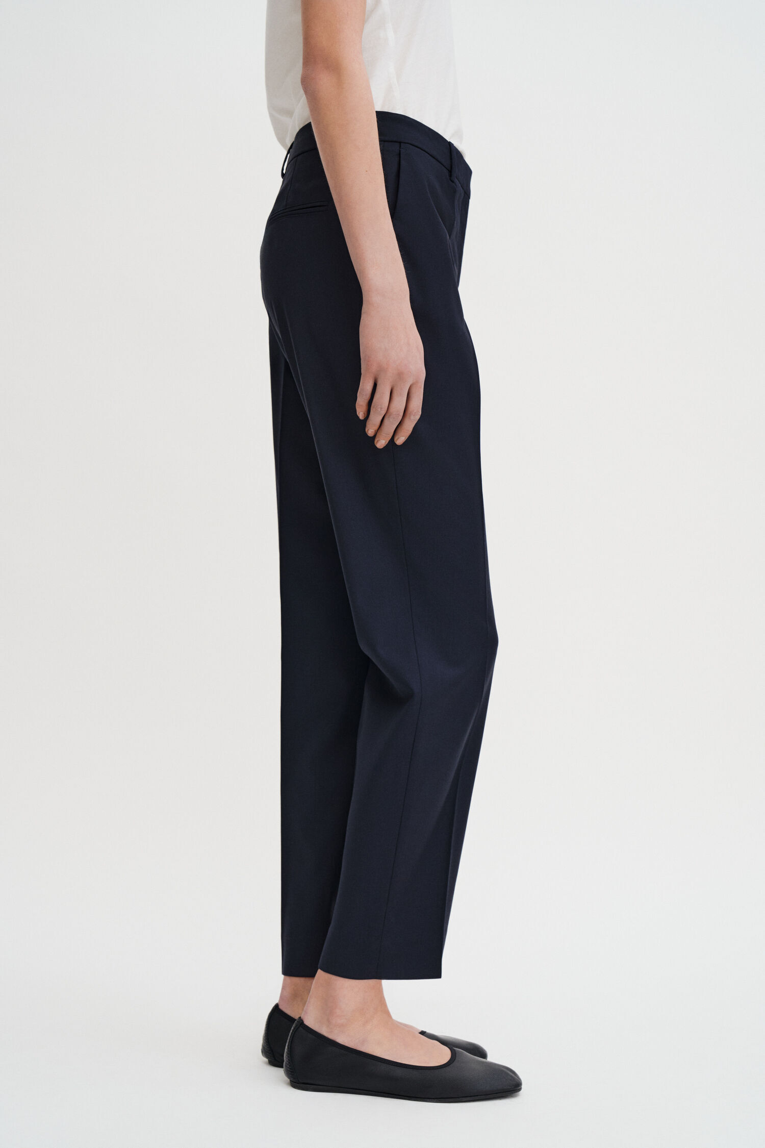 Mid Waist